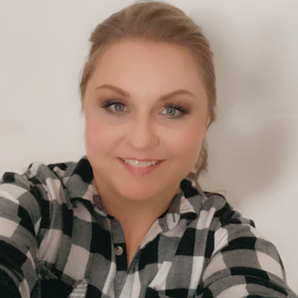 Meet your Posher, Christina